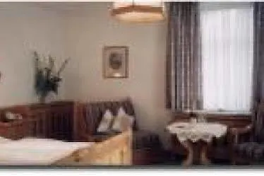 ガストフ ツア ポスト ホテル ウンターフェーリング