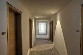 嘎斯霍夫祖尔博斯特酒店 3* 温特弗灵