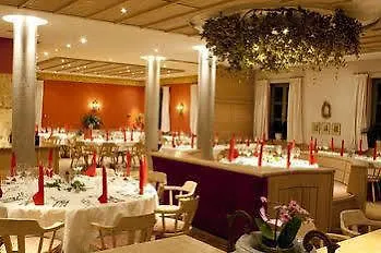 ガストフ ツア ポスト