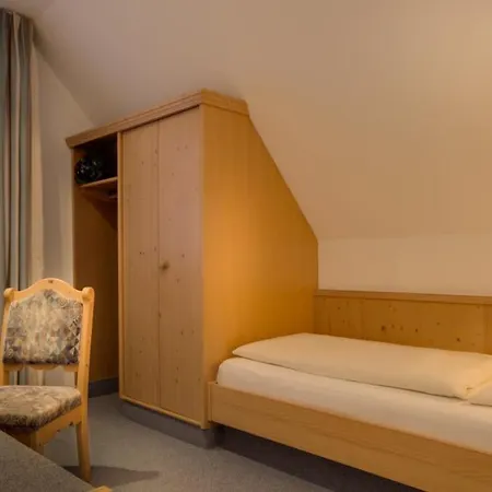 Gasthof Zur Post Hotel 3*